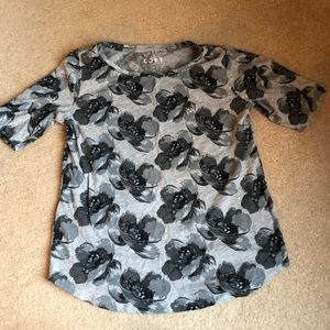 Floral loft tee